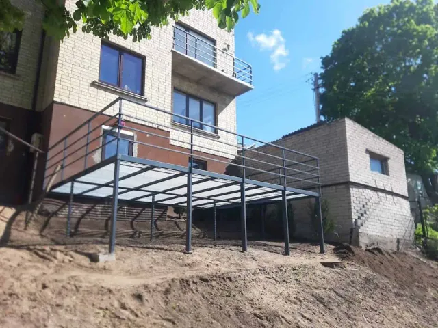 metalinės konstrukcijos