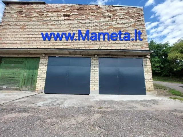 metaliniai, atveriami garažo vartai