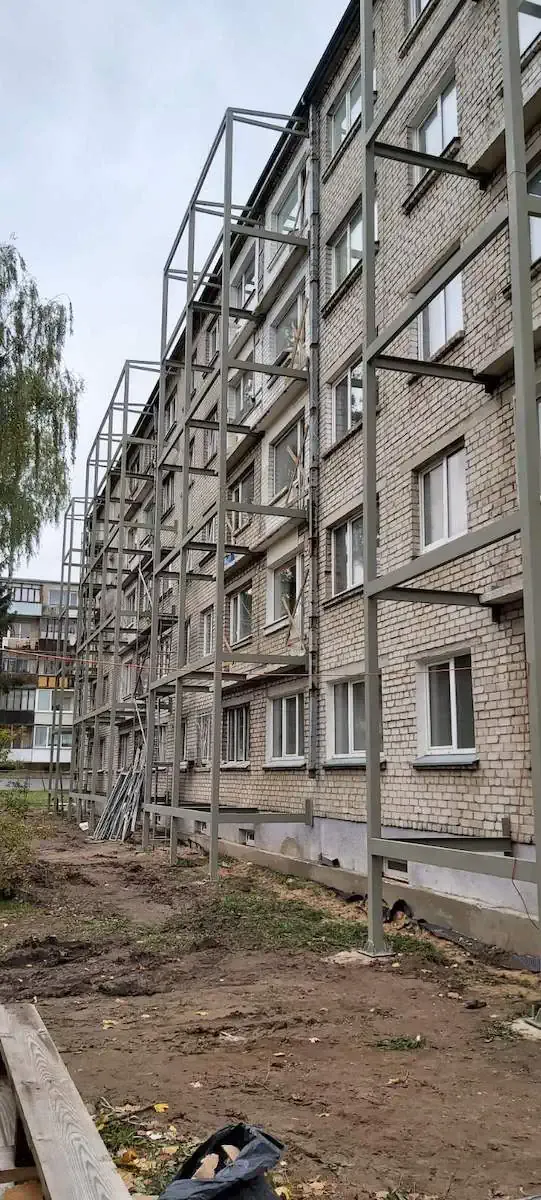 renovacijos metalinė dalis